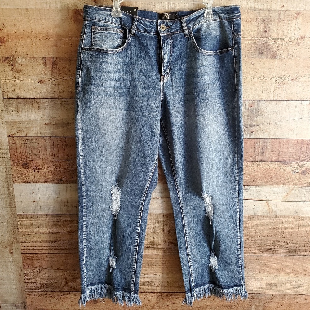 L&B Lucky & Blessed boyfriend raw hem crop jeans